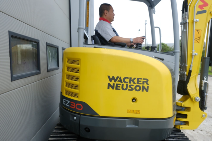 EZ26 Tracked Zero Tail excavator | Wacker Neuson