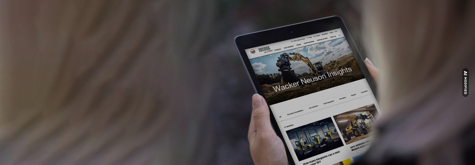 women reads articles from Wacker Neuson Insights on tablet